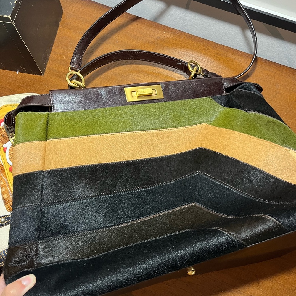 Fall 2010 Fendi Peakaboo - Picture 11 of 14